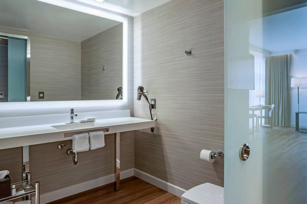 Ac By Marriott Dc Convention Center 4*